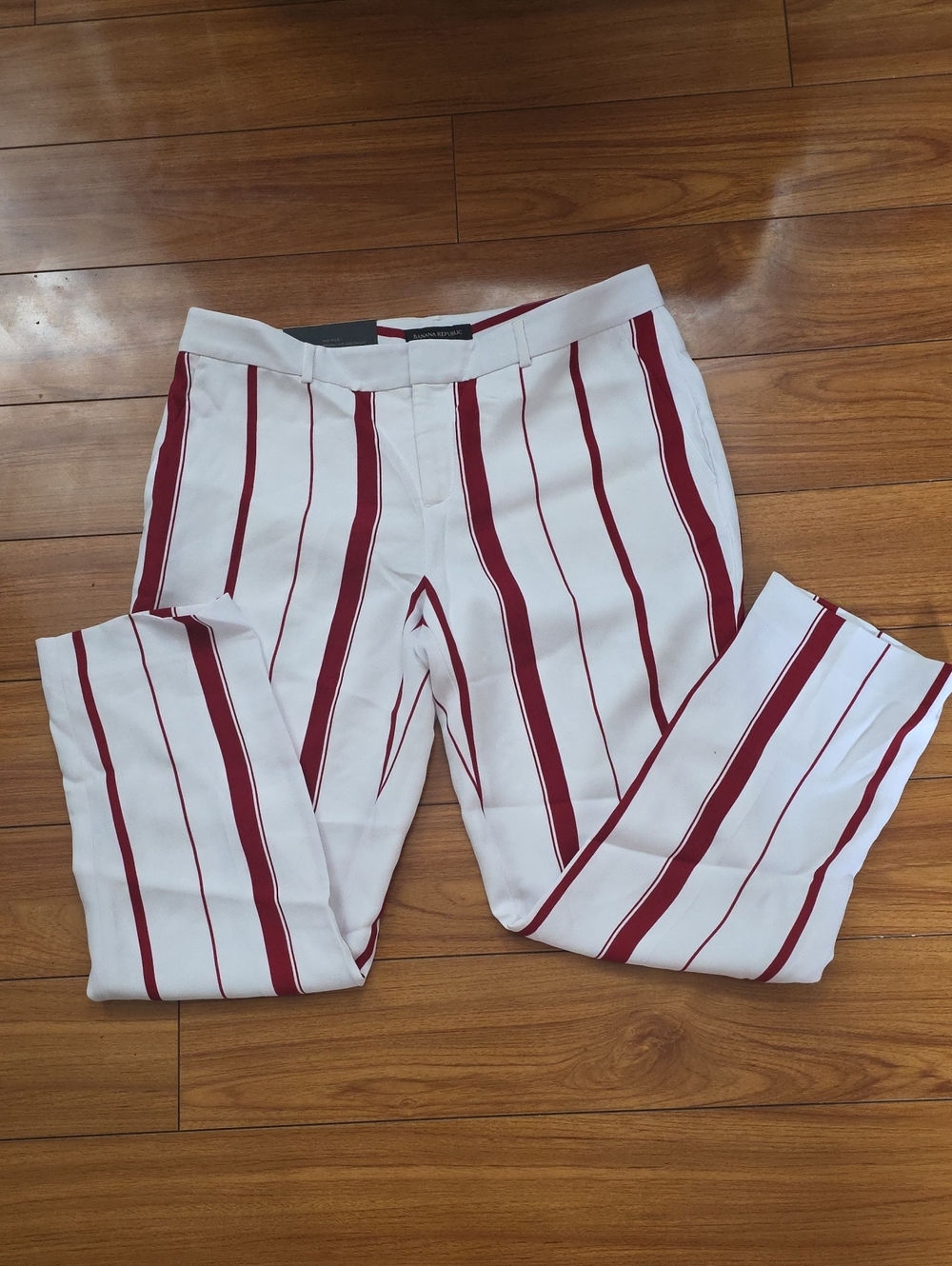 NWT Banana Republic Avery Ankle Pants White Bold Red Stripe Trousers 6